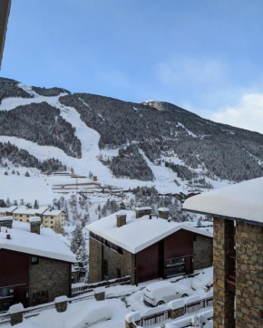 Spacious Modern Attic El Tarter, Andorra